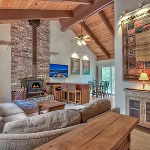 Holiday home Cozy Tahoe Cabin Heavenly & Lakefront, South Lake Tahoe